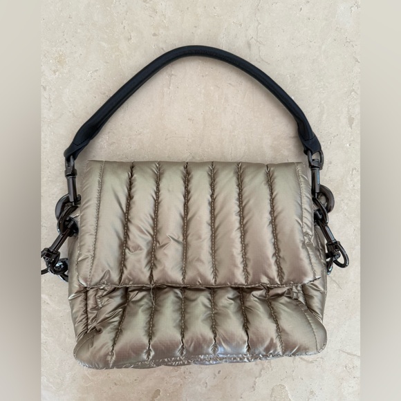 THINK ROYLN Bar Bag Pearl Gold - Picture 2 of 11